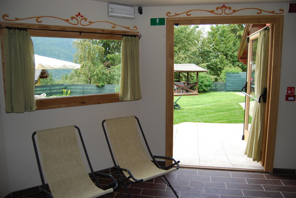 Albergo Villa Cristina โฟลกาเรีย ภายนอก รูปภาพ
