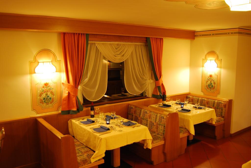 Albergo Villa Cristina โฟลกาเรีย ภายนอก รูปภาพ